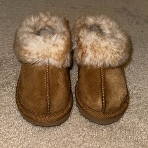 Cat & Jack Callie Faux Fur Cuff Bootie Slipper